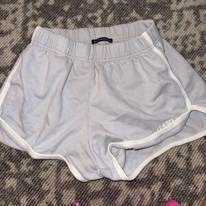 Brandy Melville Gray “Hawaii” Sweat Shorts – One Size